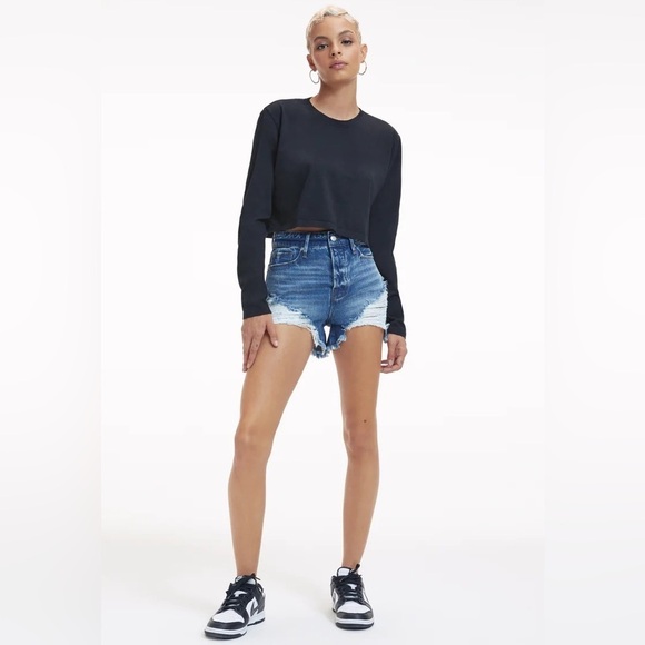 Good American Bombshell Jean Shorts - Picture 2 of 11